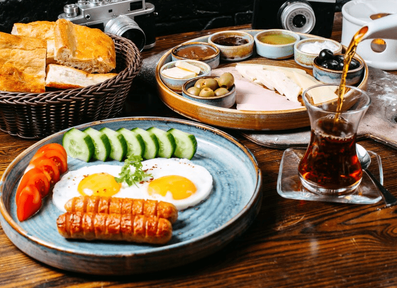 breakfasts in Albion
